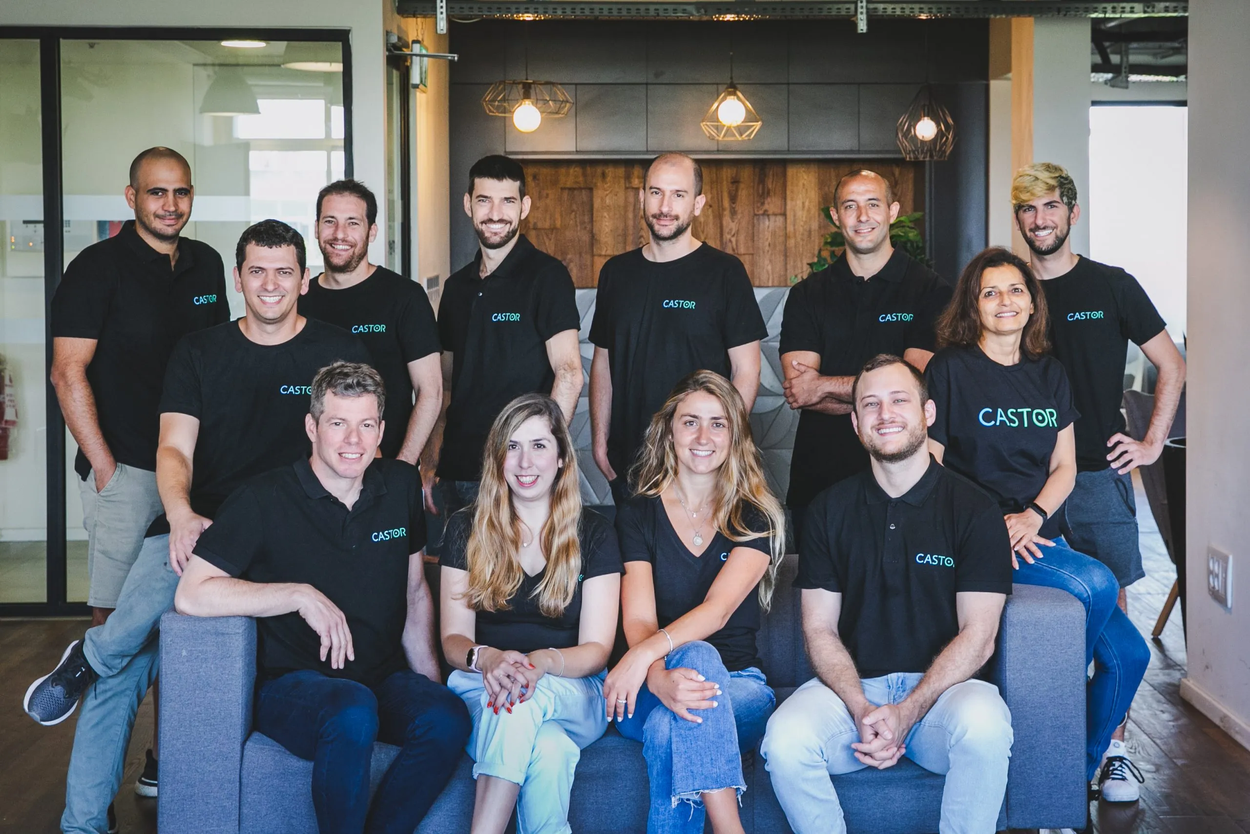 CASTRO是专为制造商实施增材制造(AM)提供决策支持软件的以色列企业，运营八年后已正式终止业务。该公司于2017年在特拉维夫成立，联合创始人兼首席执行官通过领英公告确认停运，并将其称为"一个时代的终结"。