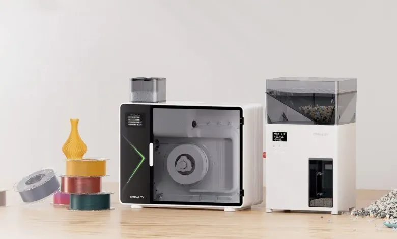 Creality推出桌面级3D打印废料回收方案M1与R1，通过众筹验证用户对材料循环再生的接受度。系统能否实现商业化，取决于成本控制、操作便捷性及线材质量稳定性，若成功将推动家庭3D打印走向可持续循环模式。