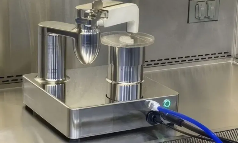 维克森林再生医学研究所牵头，获ARPA-H近2500万美元资助，联合PrintBio等机构开发个性化、可植入且具备血管功能的肾脏组织。项目聚焦细胞规模化制造与生物打印技术，旨在为终末期肾病患者提供革新治疗方案。