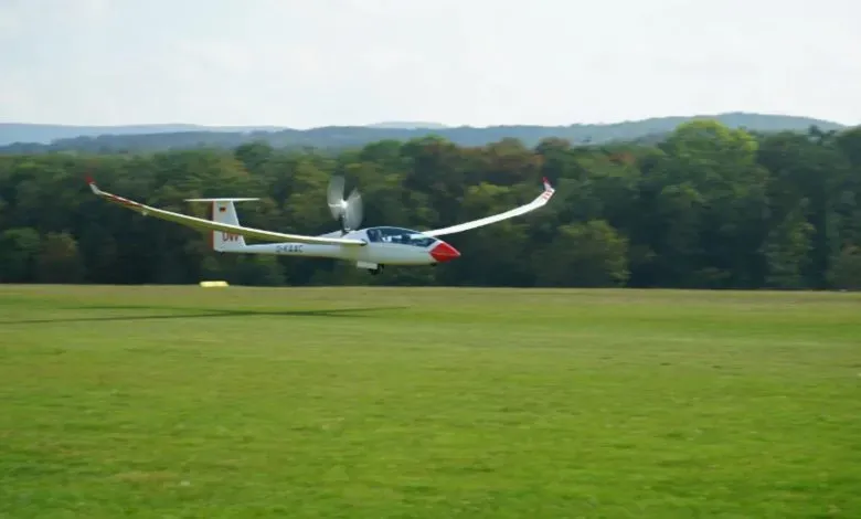 德国VOCUS公司通过Materialise软件支持，建立了经EASA认证的金属3D打印数字化工艺链。该流程涵盖逆向工程、原型验证、IN718材料打印及严格后处理，实现了部件性能优化与全流程数据追溯。首批产品已通过发动机及飞行测试，并在多国投入使用。