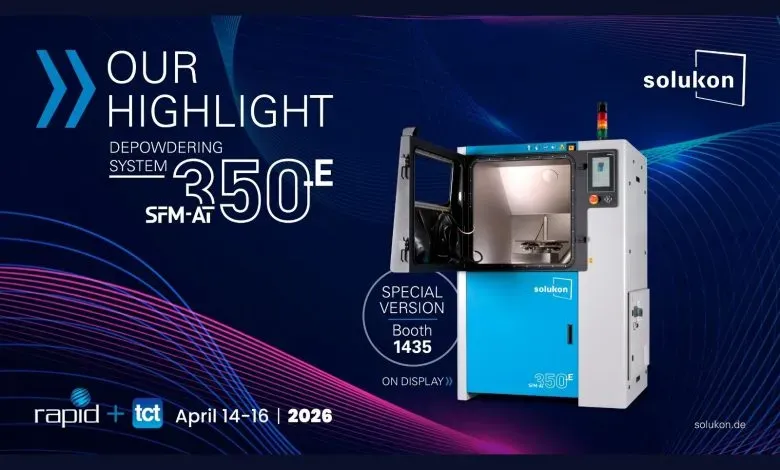 索路康将在Rapid+TCT 2026展示专为EOS M4 ONYX优化的SFM-AT350-E去粉系统，适用于紧凑零件并兼顾成本与占地效率。同时，现场将演示超声波去粉工艺在钛合金脊柱融合器中的应用，确保精密医疗植入物的结构完整与表面质量。欢迎莅临1435展位。