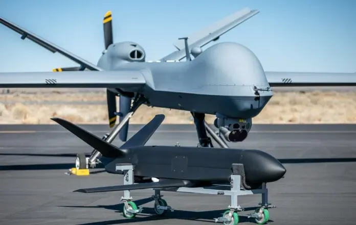 航空航天领域增材制造部件的认证存在两条截然不同的路径：民用航空与国防军工。民用航空遵循国际协调的严格监管体系（例如FAA、EASA），强调可追溯性、文件记录及风险比例原则，形成了稳健但缓慢的认证流程。国防适则具有平台特异性，更多在承包商内部进行，常以作战需求驱动，可实现快速迭代开发。两者关键差异体现在对部件变异性处理、工艺锁定（民航限制更严）及部署速度上。目前ASTM增材制造能力（AMQ）计划及针对军民两用挑战的监管更新等进展，正试图弥合这一鸿沟。尽管民航提供了可审计且可扩展的框架，国防则展现了快速迭代优势。行业面临这两个领域间文化和技术差距的挑战，目前正围绕相互借鉴与潜在融合进行持续探讨。