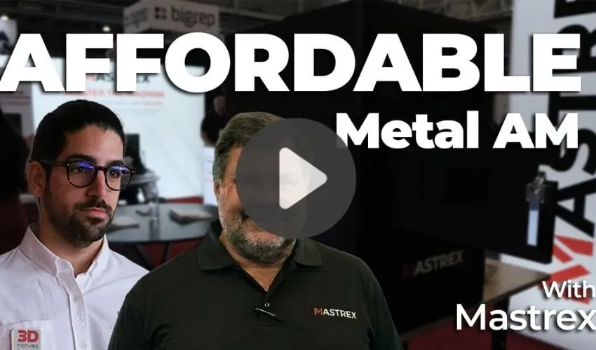 在RAPID + TCT 2026展会上，材料商Mastrex推出了新型激光粉末床熔融（LPBF）系统MX-100与MX-300，旨在降低金属增材制造的准入门槛。该公司联合创始人兼北美销售总监阐释了这两款紧凑型量产设备如何在不锈钢与铝合金等材料的工业级性能基础上提升应用普及性，此举旨在推动金属3D打印技术在各行业的广泛应用。