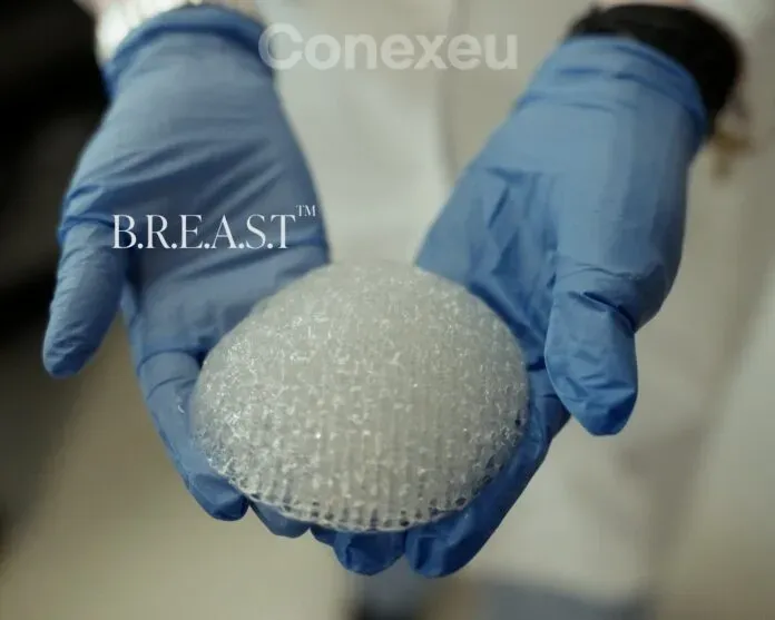 Conexeu Sciences 宣布推出 B.R.E.A.S.T.™，这是一款利用其专有 CXU™ ECM 基生物制造平台制成的3D生物打印乳房基质。该可吸收支架引导患者自身细胞再生组织，旨在将乳房重建从替代转变为恢复。公司计划在2027年初提交510(k)申请，但目前仍处于临床前阶段，且未公布针对乳房的特异性数据。