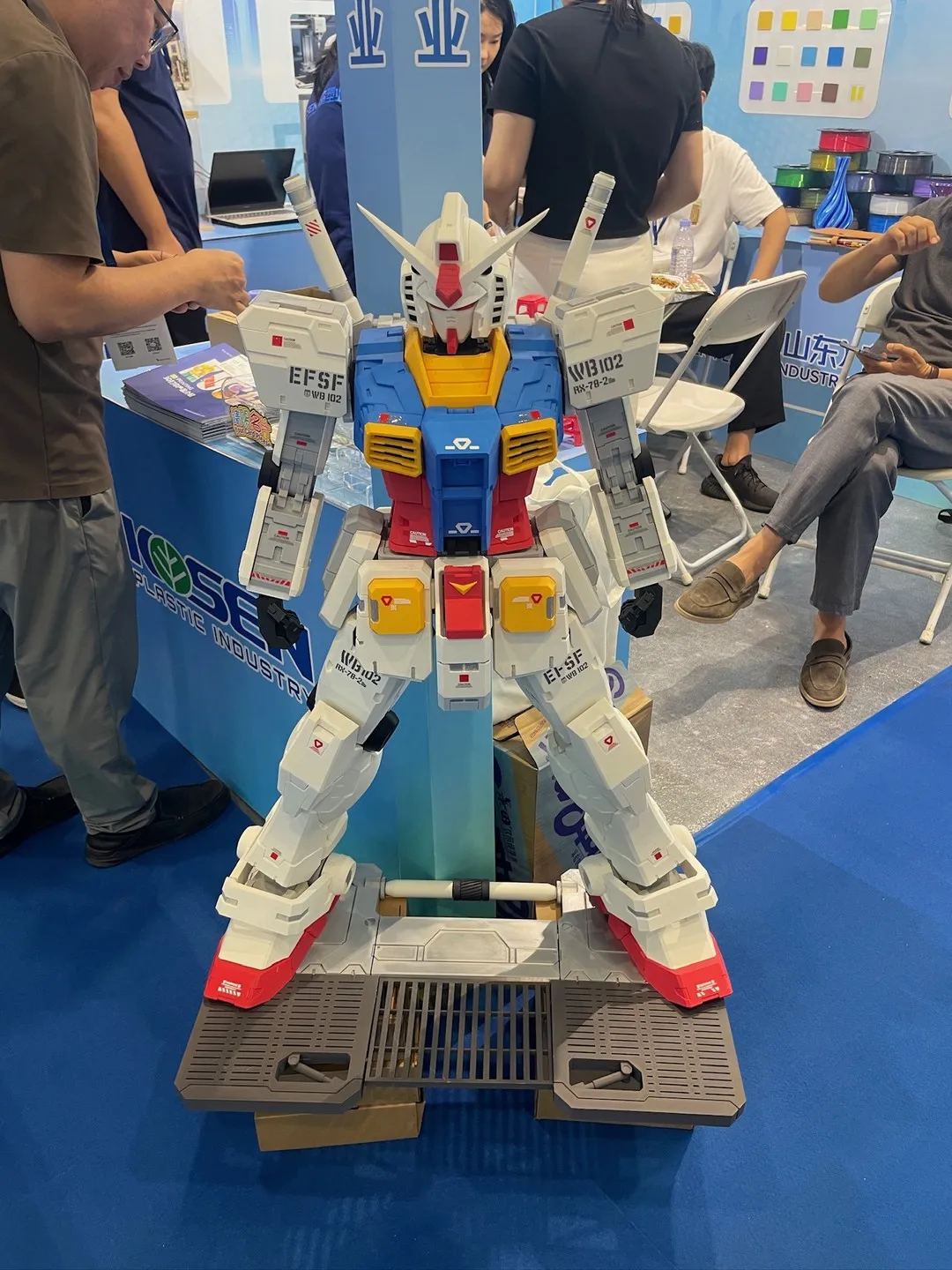 6dd560ceb14f2c5b81.jpg