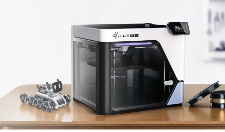 FibreSeek携FibreSeeker 3开启全球限量500台预售，将连续纤维增强技术引入桌面级市场。设备采用CFC共挤出工艺，配合自研切片软件，面向工程师与创客，支持内部生产承重部件，售价3199美元起。