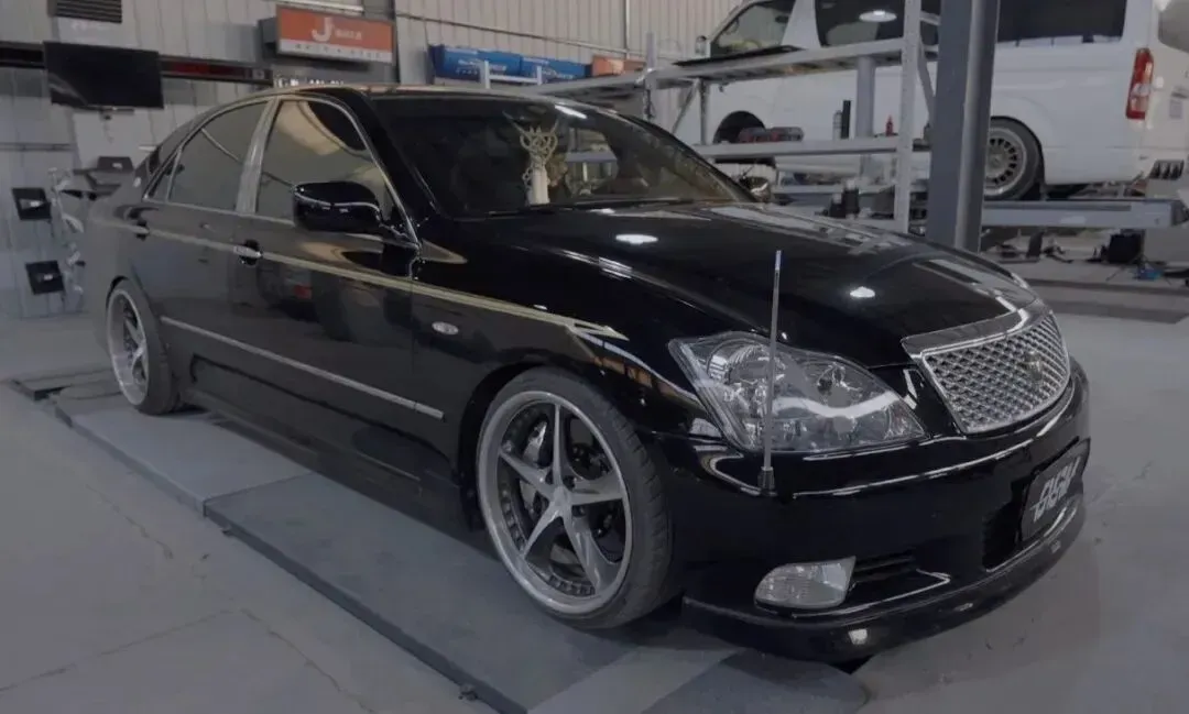 FDM搭配PPS-CF10高性能材料，成功应用于汽车改装空气悬架部件，72小时完成从扫描到路测，颠覆了“FDM做不了工程件”的旧认知，为汽车后市场敏捷制造开辟新路径。