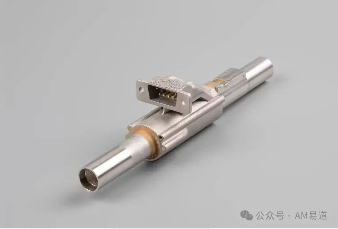 欧盟H2020项目采用LPBF、树脂注入与机加工，将加热、传感及导线连接器集成于不锈钢管路，以牺牲桥实现绝缘，通过航天热管理与耐压寿命验证，并拓展至CERN及工业场景。